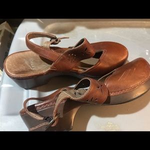 Dansko wedges size 40 @ 9.5-10